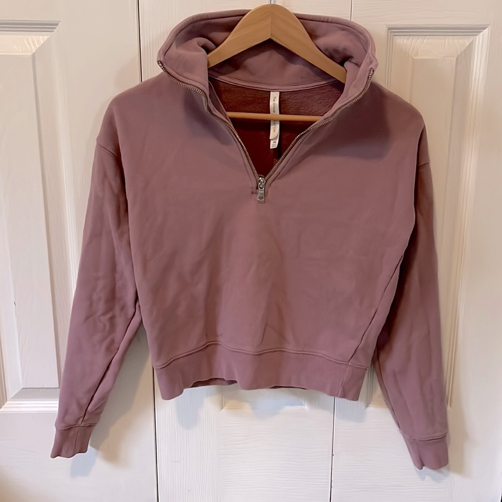 Babaton half size purple sweater size XS